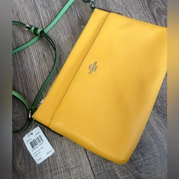 Coach crossbody handbag in yellow with green strap, NWT - pet & smoke free home - Picture 4 of 12
